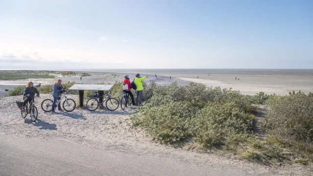 Cayeux Sur Mer Velotourismehauts De France Tourisme Nicolas Bryant