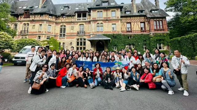 Chantilly Chine Cathai Life